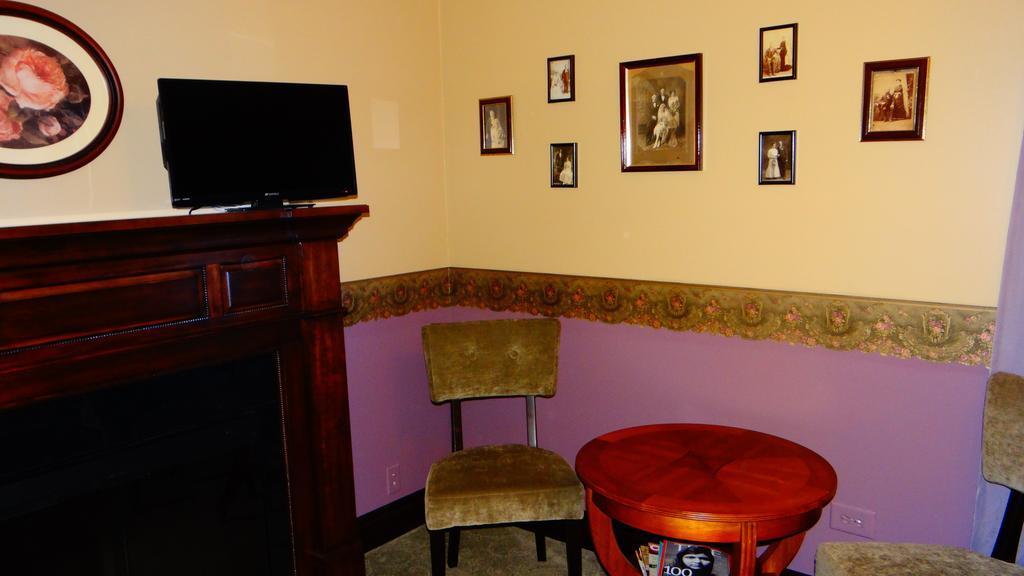 The Meier Inn, A Country Bed & Breakfast Boyceville Chambre photo
