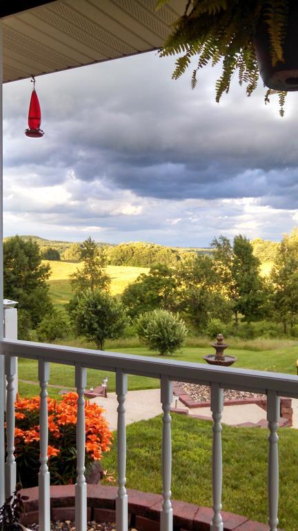 The Meier Inn, A Country Bed & Breakfast Boyceville Extérieur photo
