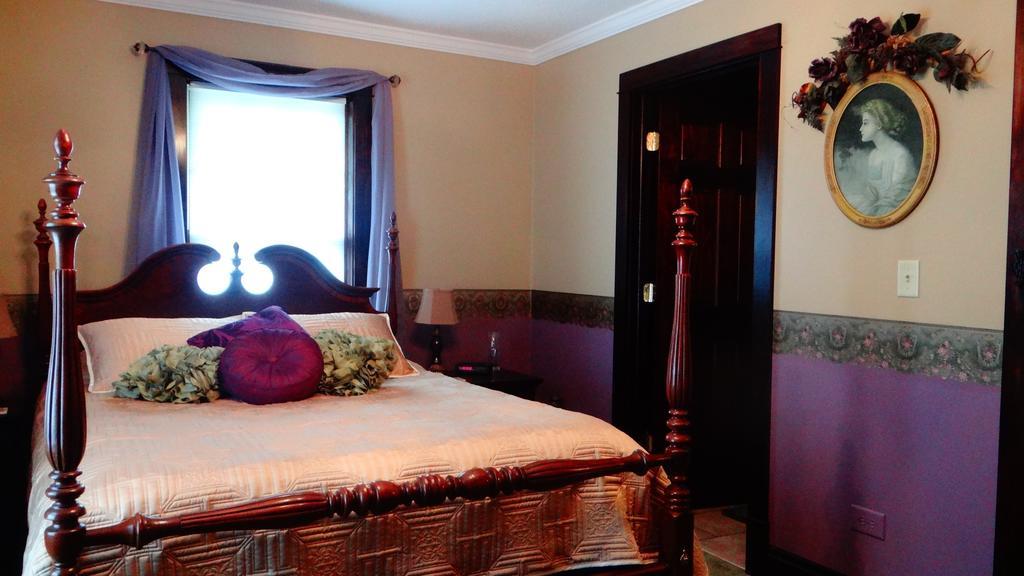 The Meier Inn, A Country Bed & Breakfast Boyceville Chambre photo
